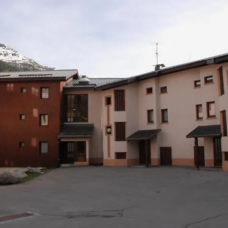 Apartment Pour 4 Personnes Avec Balcon, Proche Des Pistes A Val Cenis Le